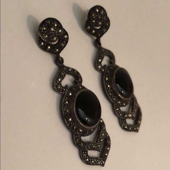 VINTAGE BLACK ONYX MARCASITE CHEVRON DANGLING - Picture 1 of 9